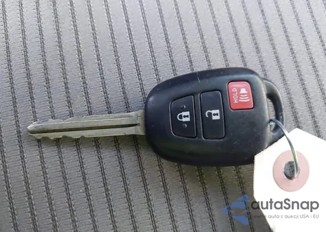 2013 Toyota Rav4 Le z USA, uszkodzony, nr VIN 2T3BFREVXDW012349